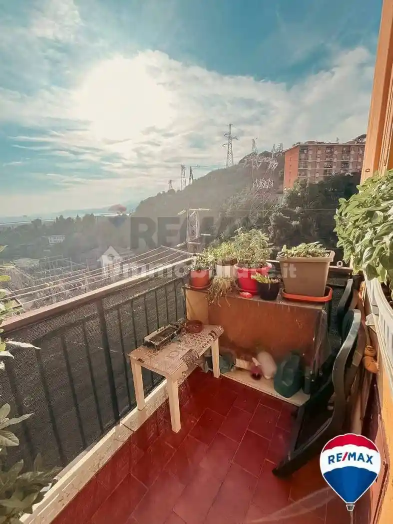 Appartamento in vendita a Genova