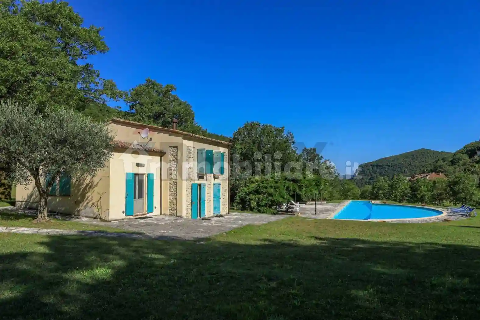 Villa - foto 2