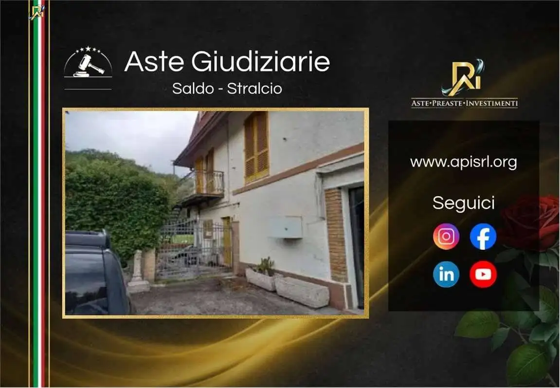Casa indipendente in asta a Pergola