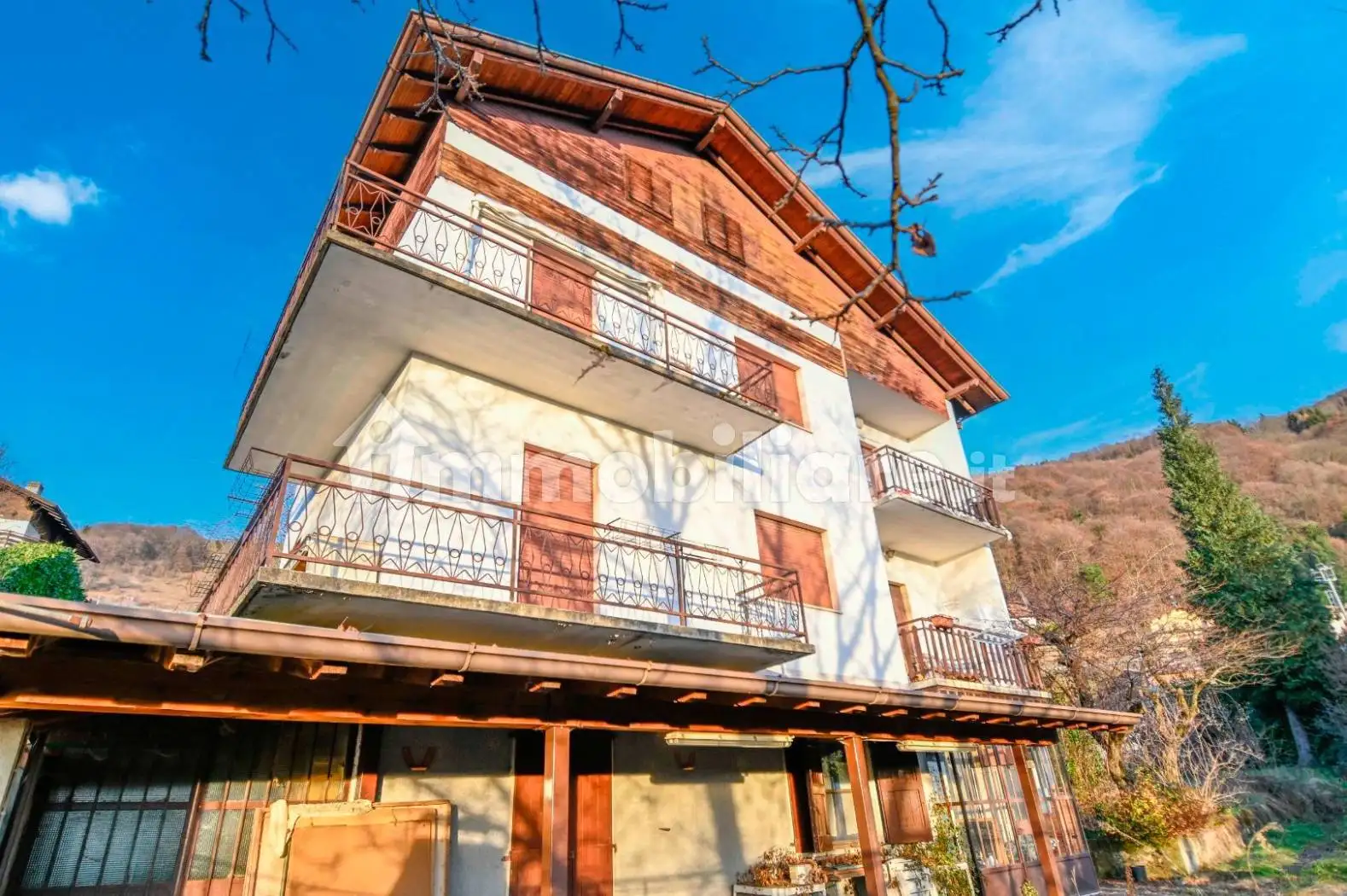 Villa in vendita a Aviatico