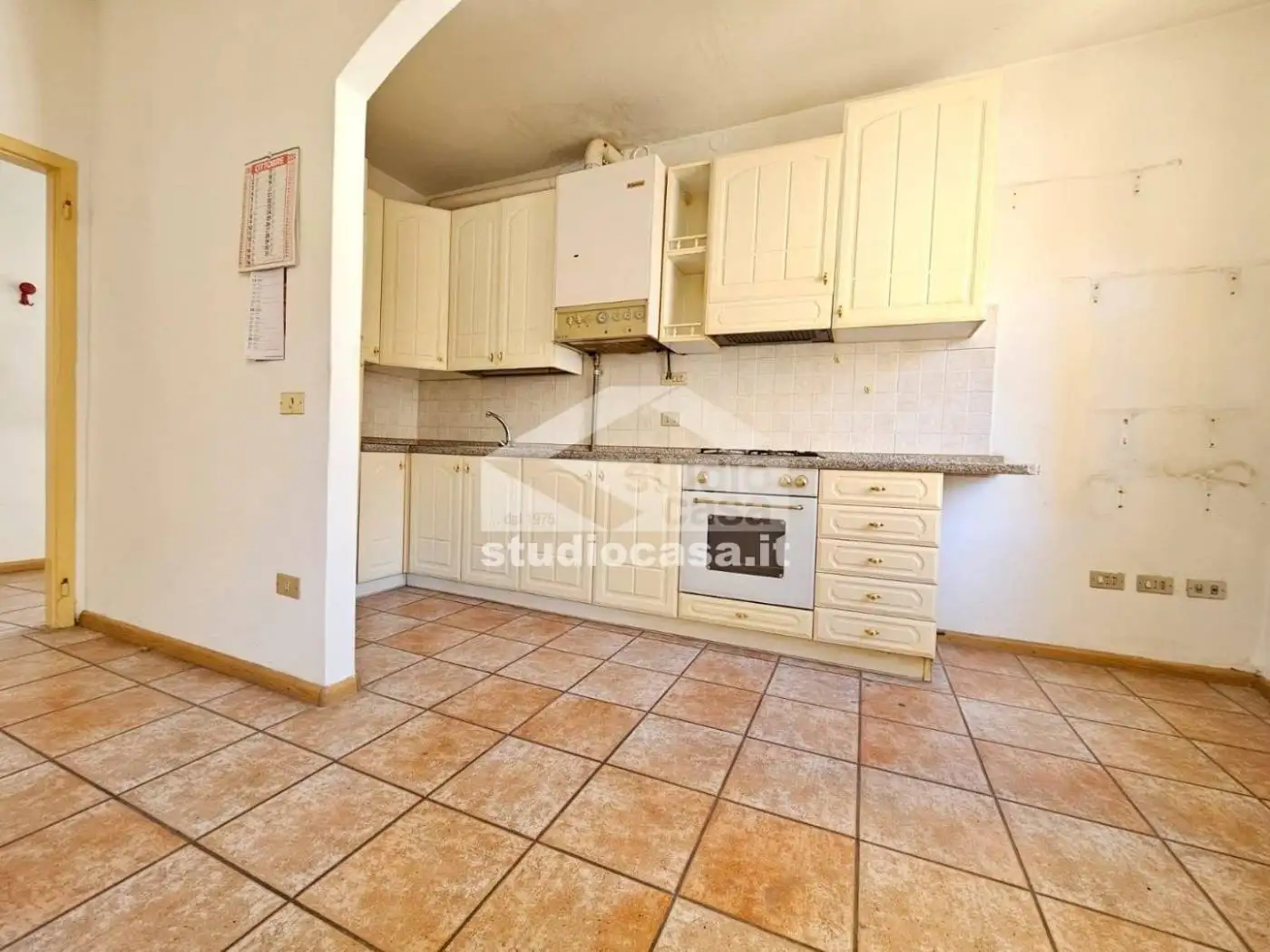 Trilocale buono stato, secondo piano, Borgo Sacco, San Giorgio, Rovereto - foto 4