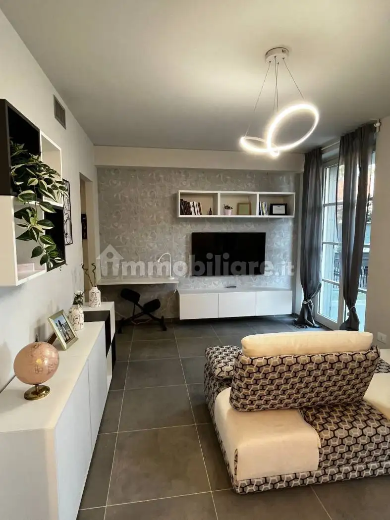 Bilocale via Giuseppe Mazzini 33, Centro Storico, Rivoli - foto 2