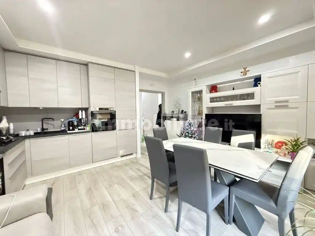 Trilocale via Bruno Buozzi, Contrada Prati, Castiglione del Lago - foto 4