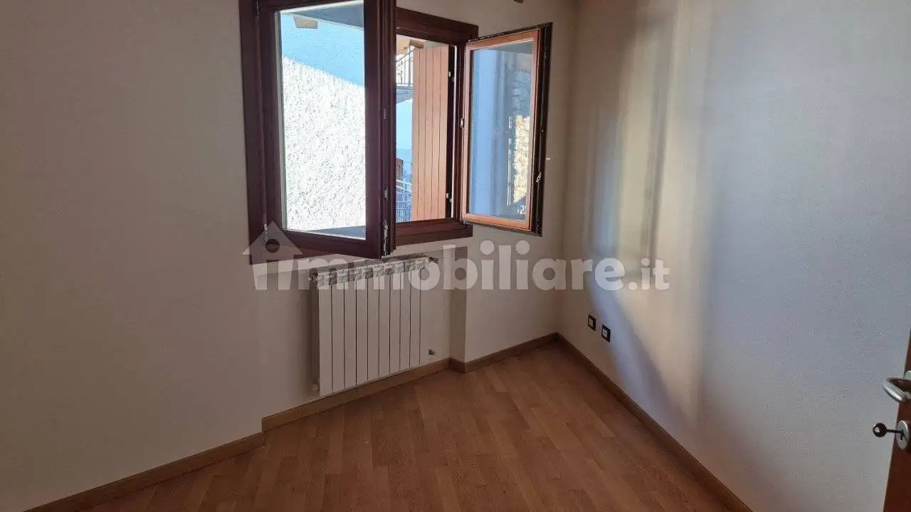 Trilocale ottimo stato, secondo piano, Centro, Borno - foto 5