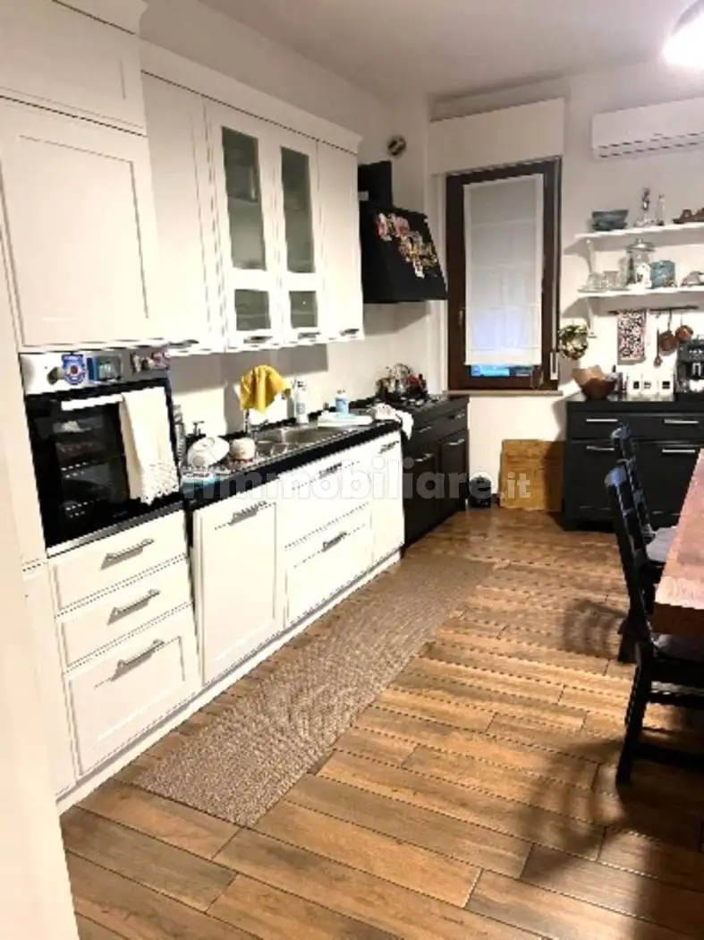 Trilocale ottimo stato, secondo piano, Pantano, Pesaro - foto 4