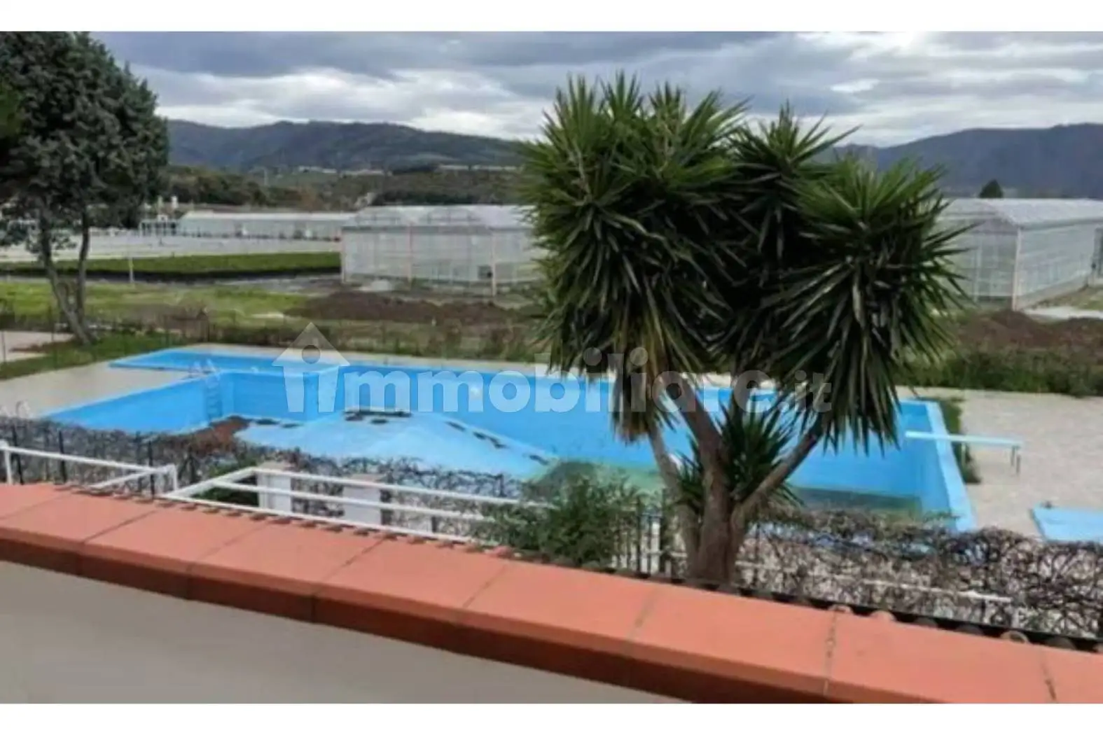 Villetta a schiera in asta a Furnari