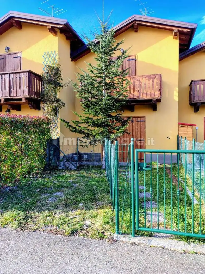 Villetta a schiera in vendita a Pievepelago