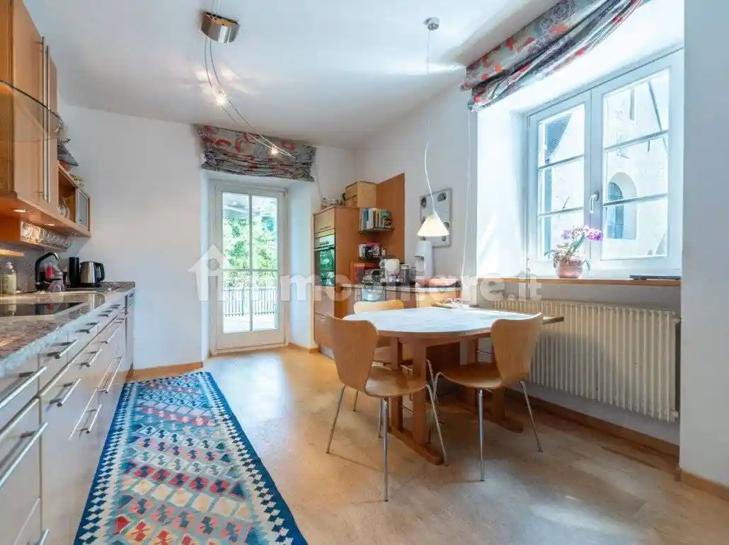 Terratetto unifamiliare piazza Parrocchia, Centro, Chiusa - foto 5