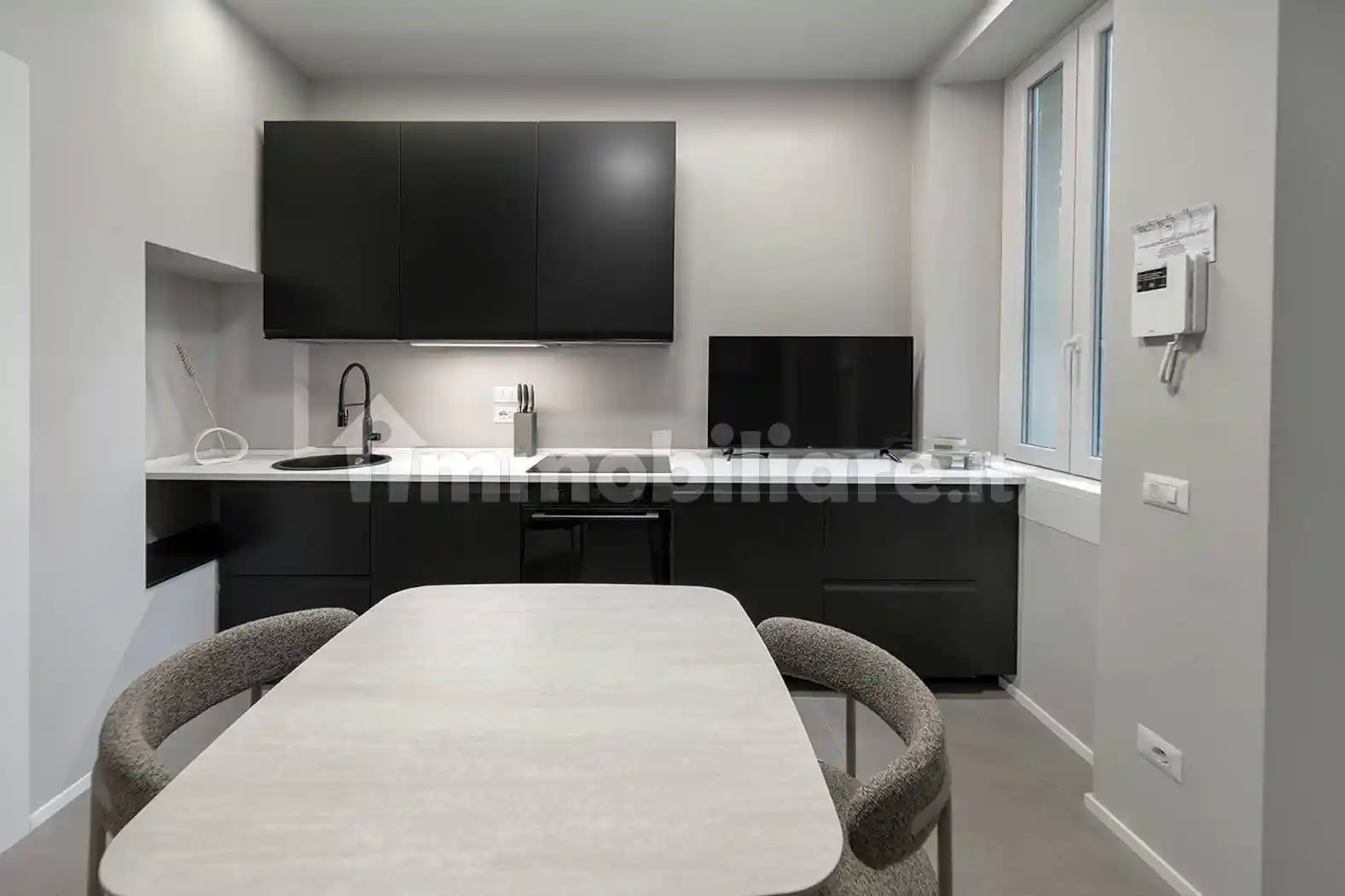 Monolocale via Carlo Farini, Isola, Milano - foto 5