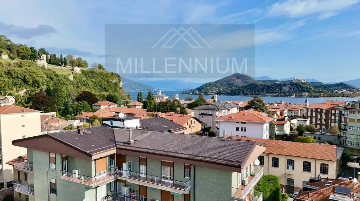 Appartamento in affitto a Arona