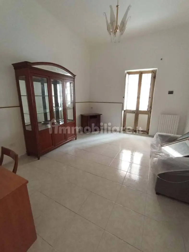 Appartamento in affitto a Brindisi