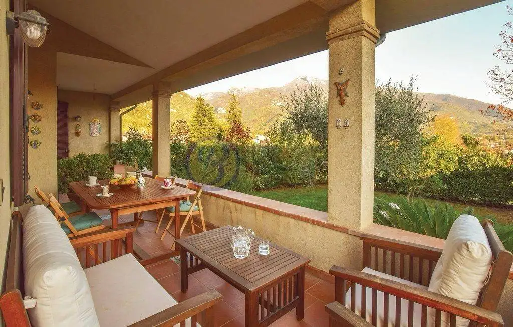 Villa bifamiliare via Rimini 1DOP, Camaiore Paese, Camaiore - foto 3