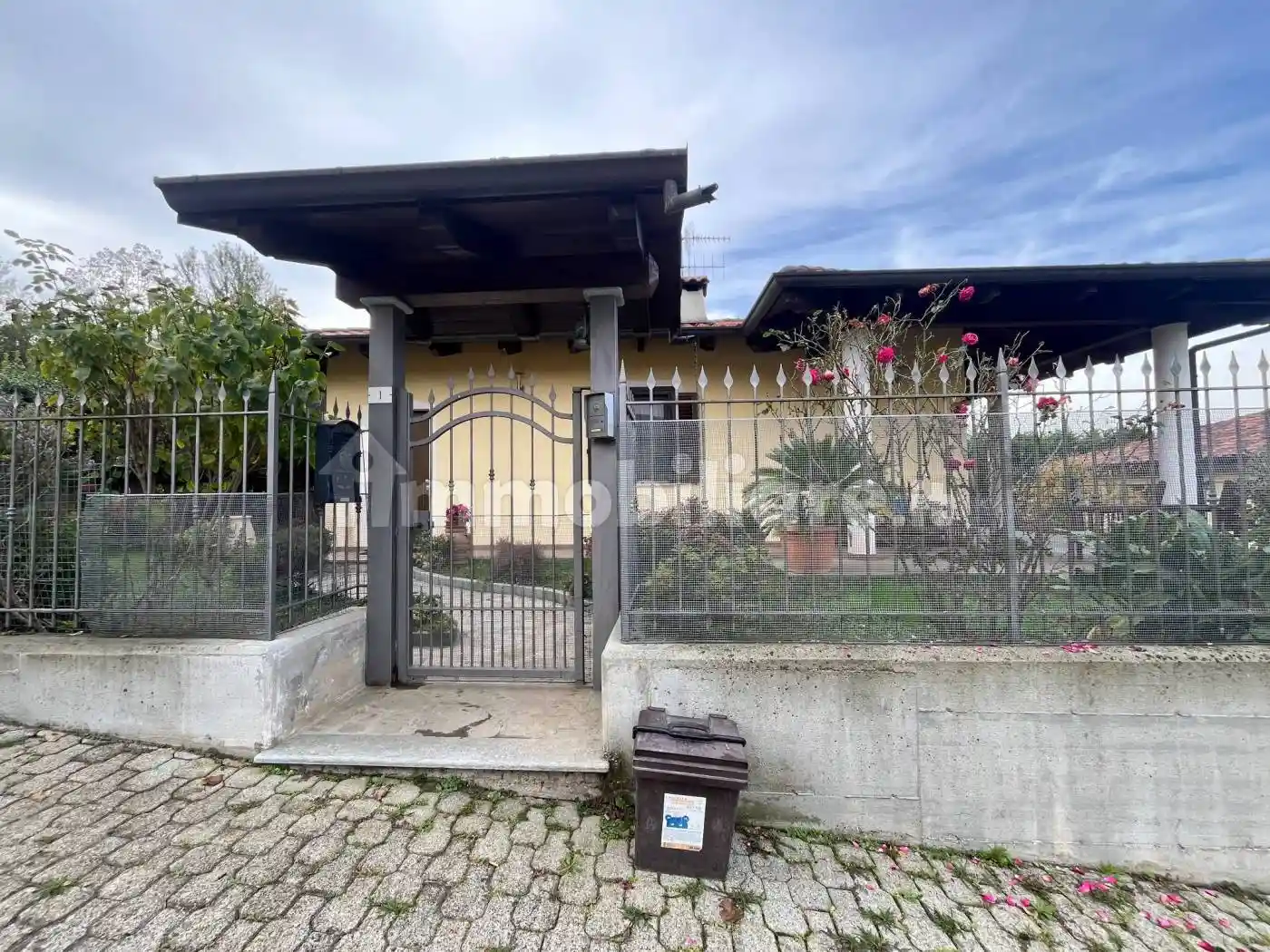 Villa in vendita a Albiano d'Ivrea