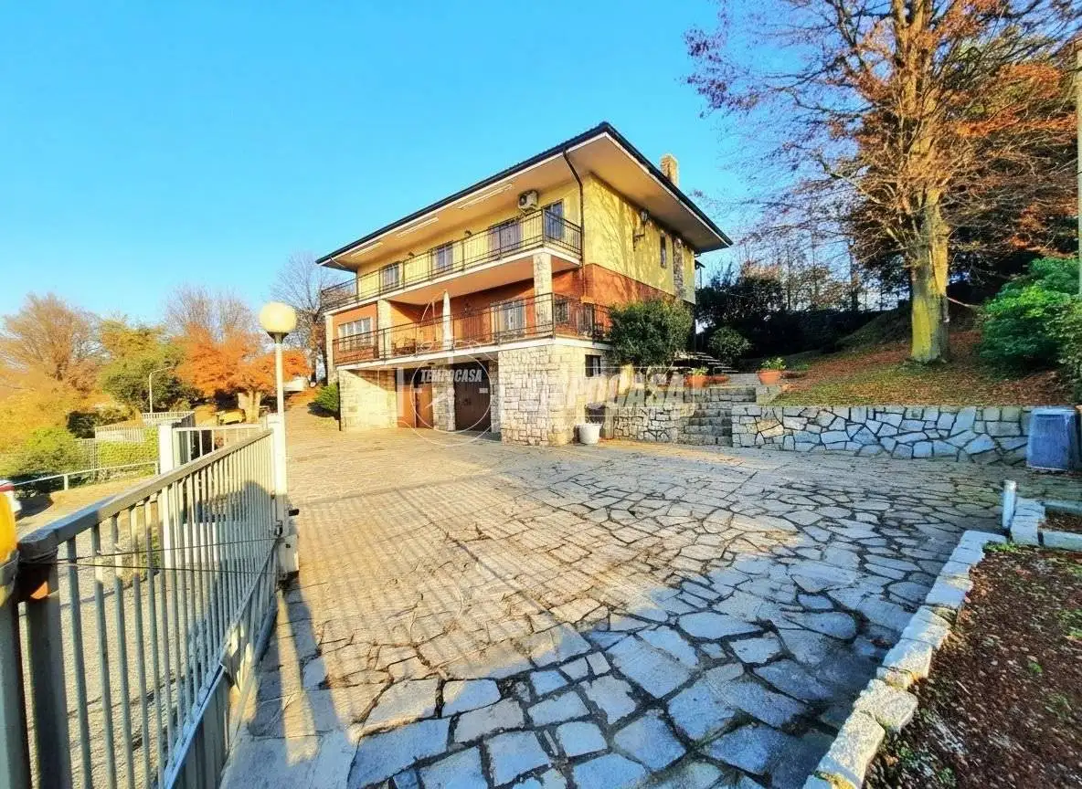 Villa in vendita a Banchette