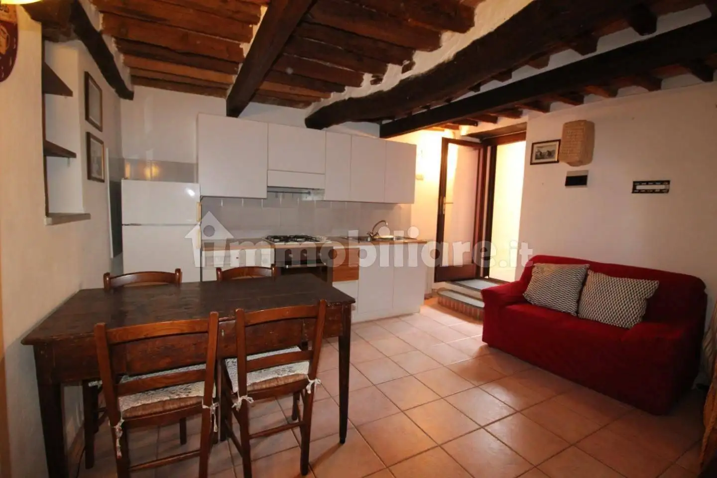 Appartamento in affitto a Calci