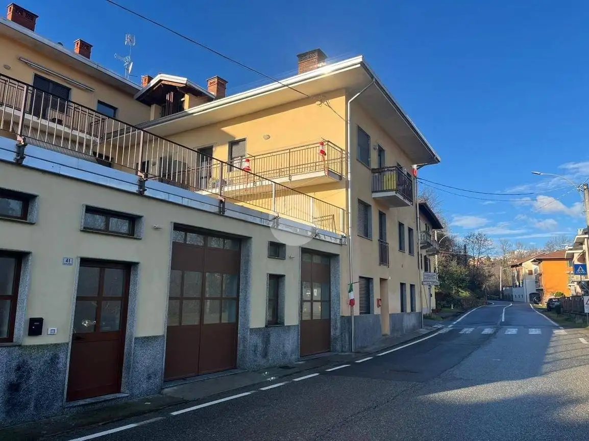 Appartamento in affitto a Lessona