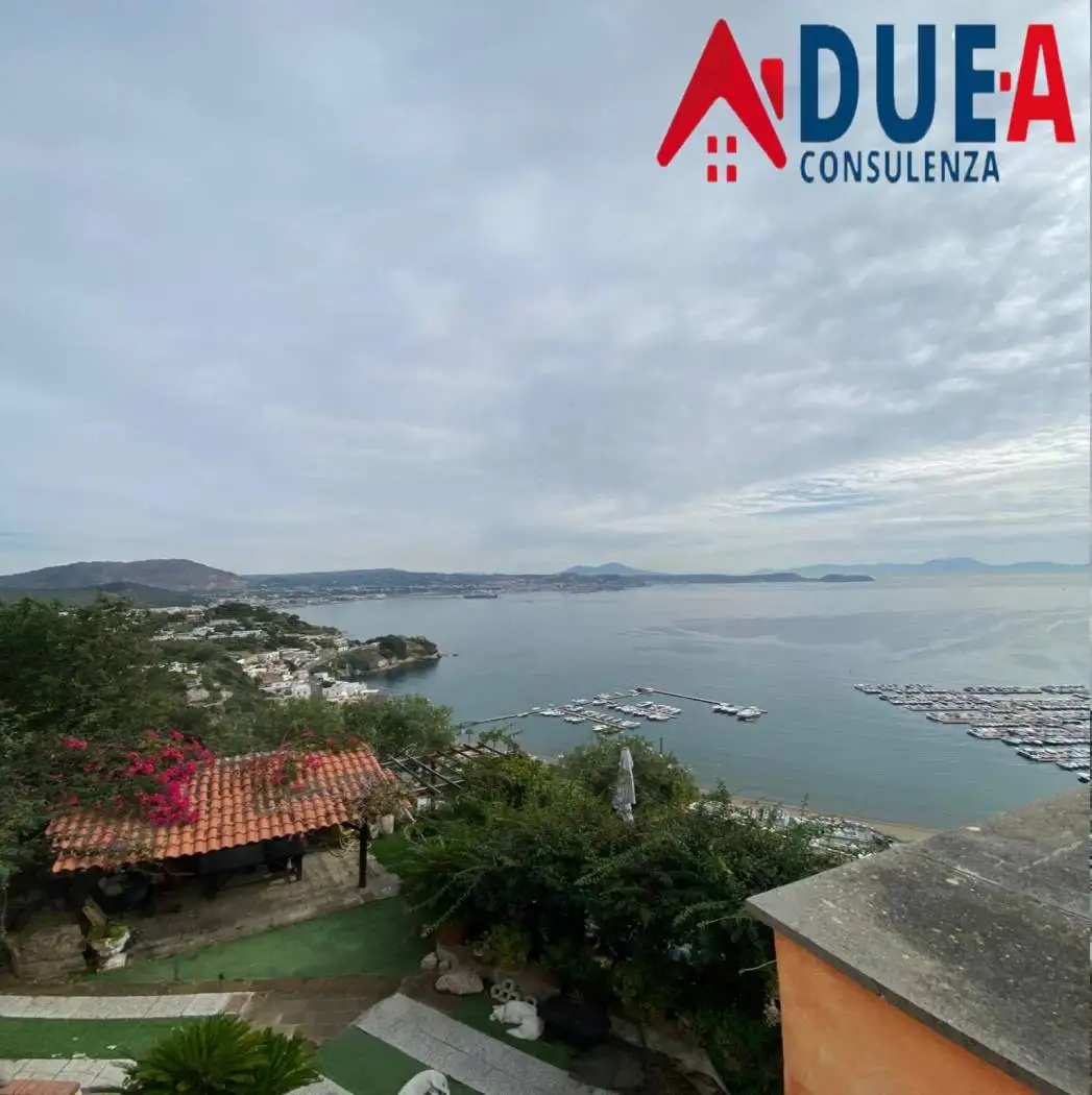 Bilocale via Marco Aurelio, Centro, Bacoli - foto 2