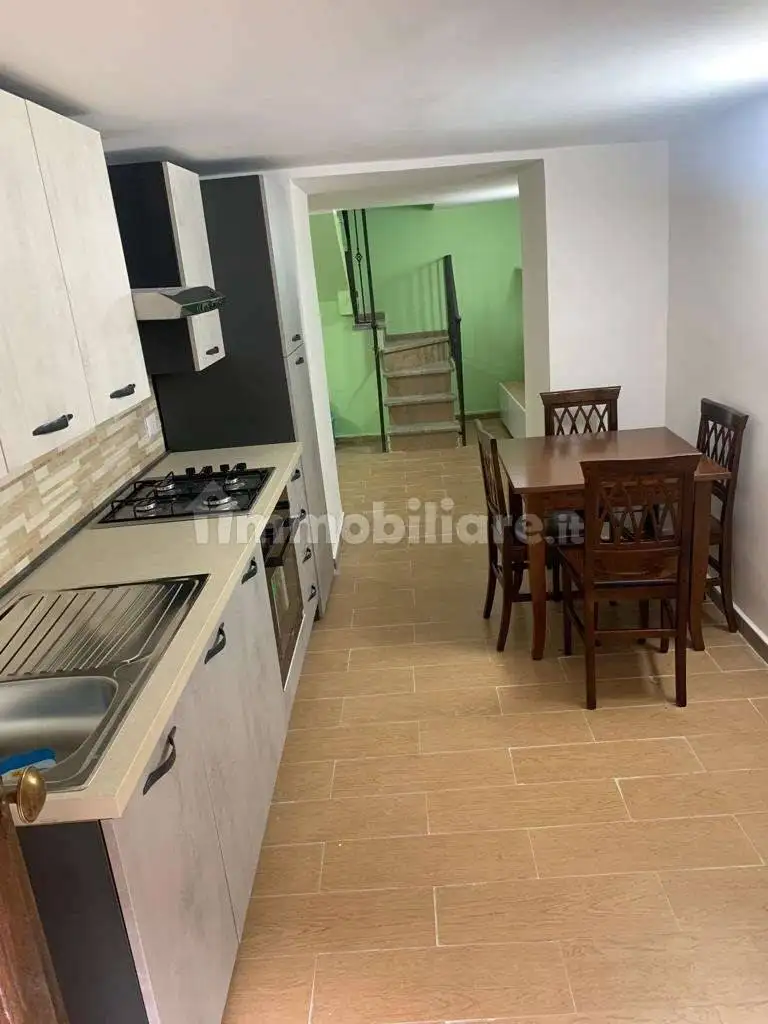 Bilocale via III Settembre, Centro Storico, Benevento - foto 3