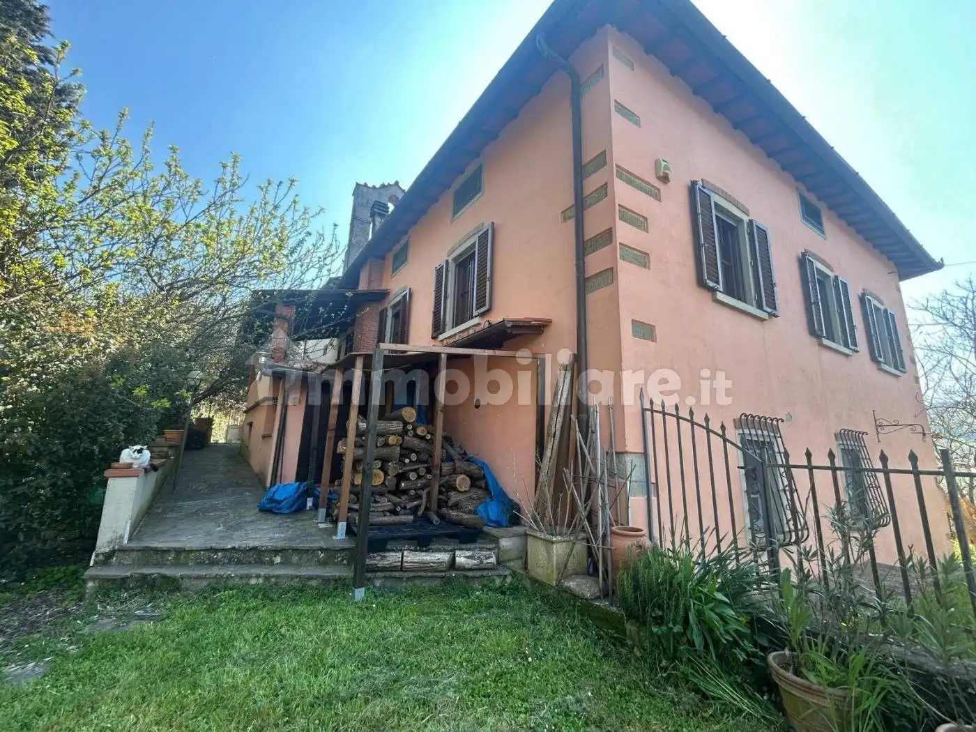 Villa in vendita a Dicomano