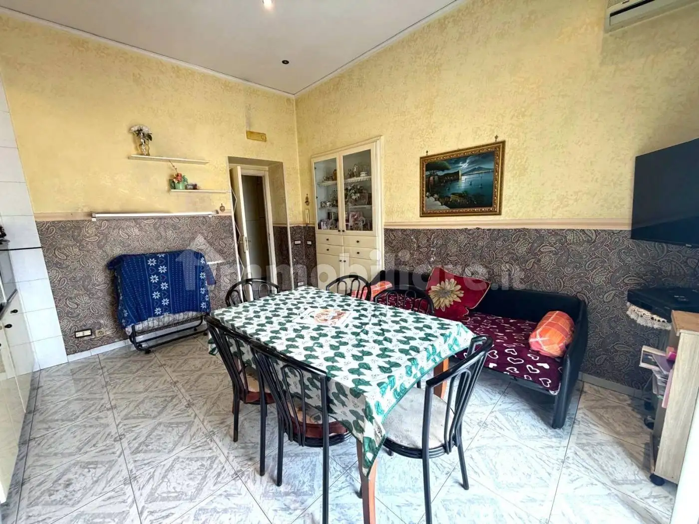 Bilocale piazzetta Sant'Arcangelo a Baiano, Tribunali, Napoli - foto 2