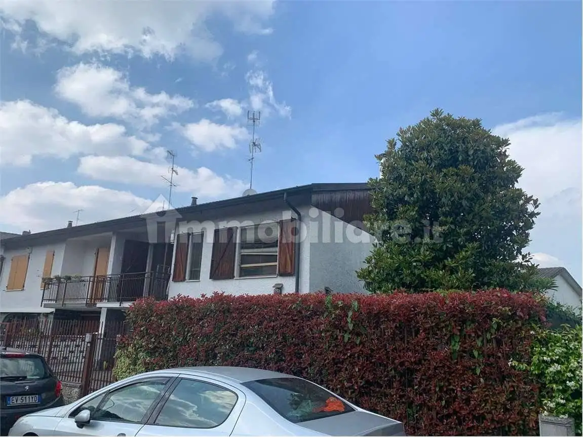 Villa in vendita a San Giuliano Milanese