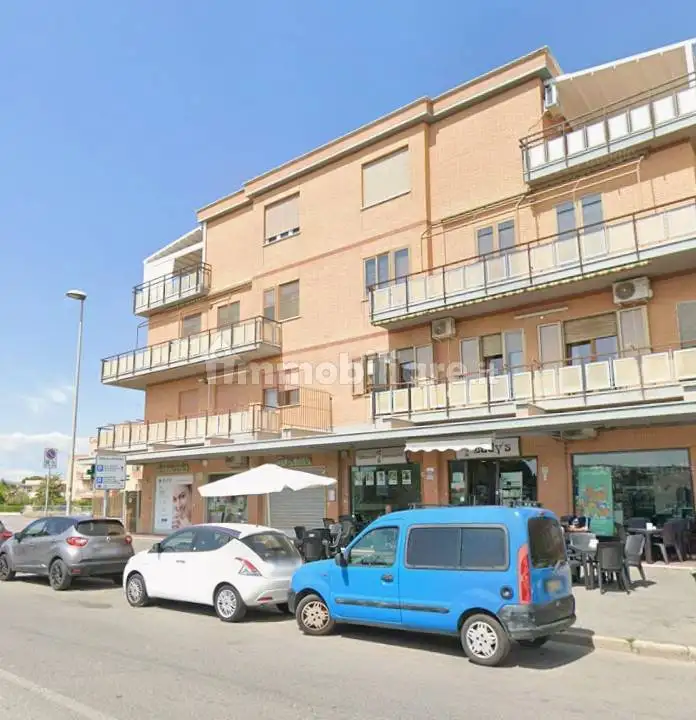 Trilocale via Firenze, Centro Civico, Ladispoli - foto 2