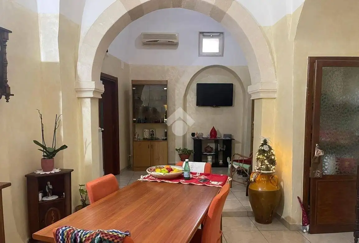 Casa indipendente in vendita a Grottaglie