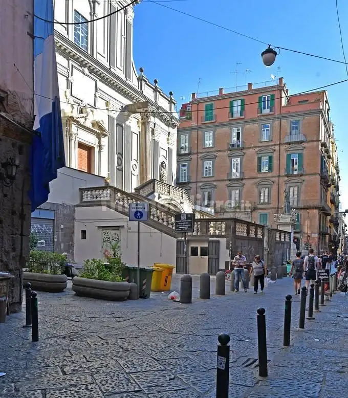 Appartamento in affitto a Napoli