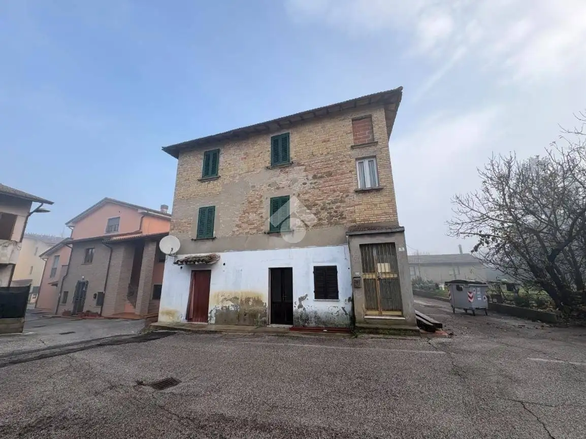 Casa indipendente in vendita a Bastia Umbra
