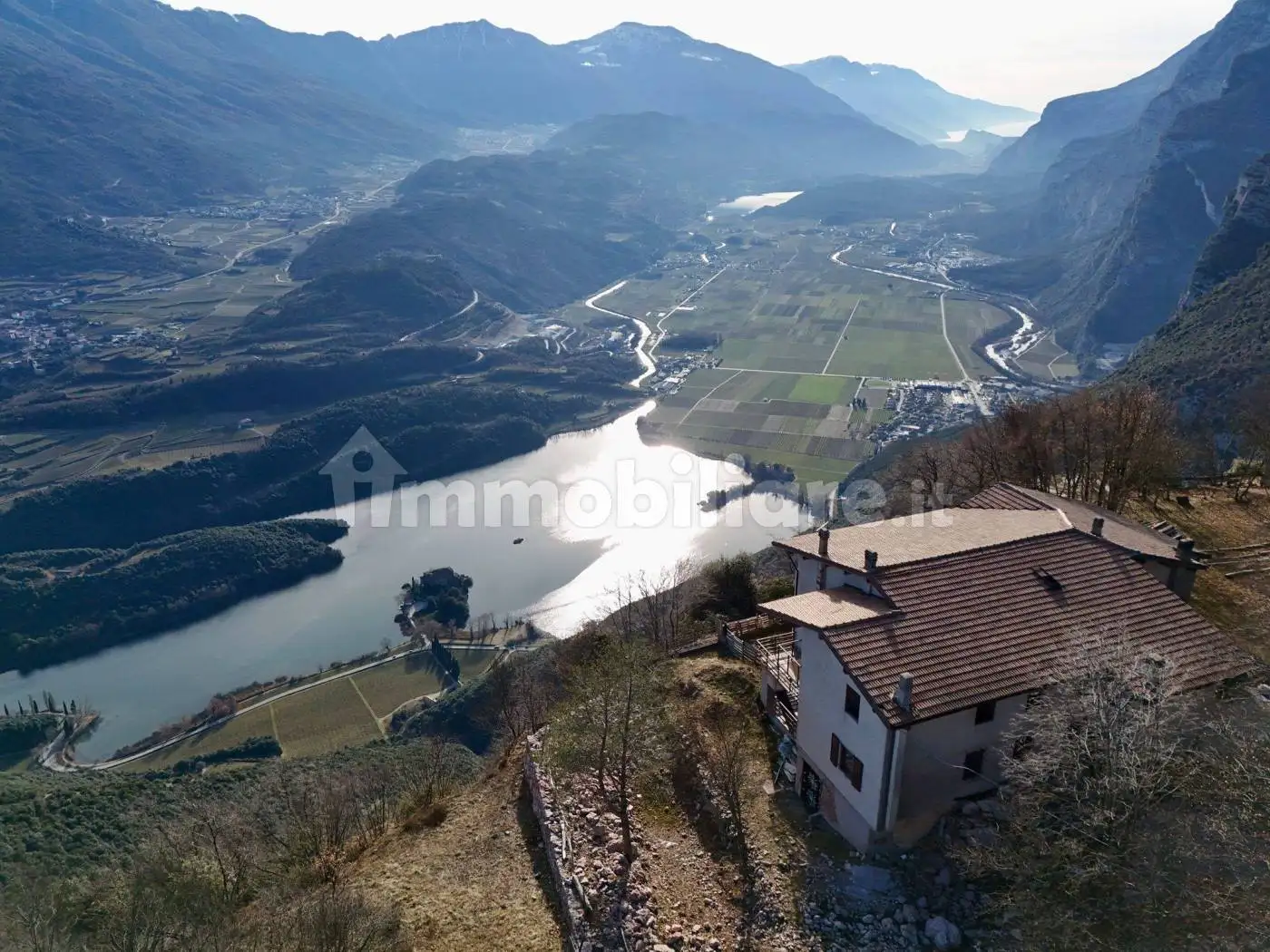 Palazzo - Edificio in vendita a Vallelaghi