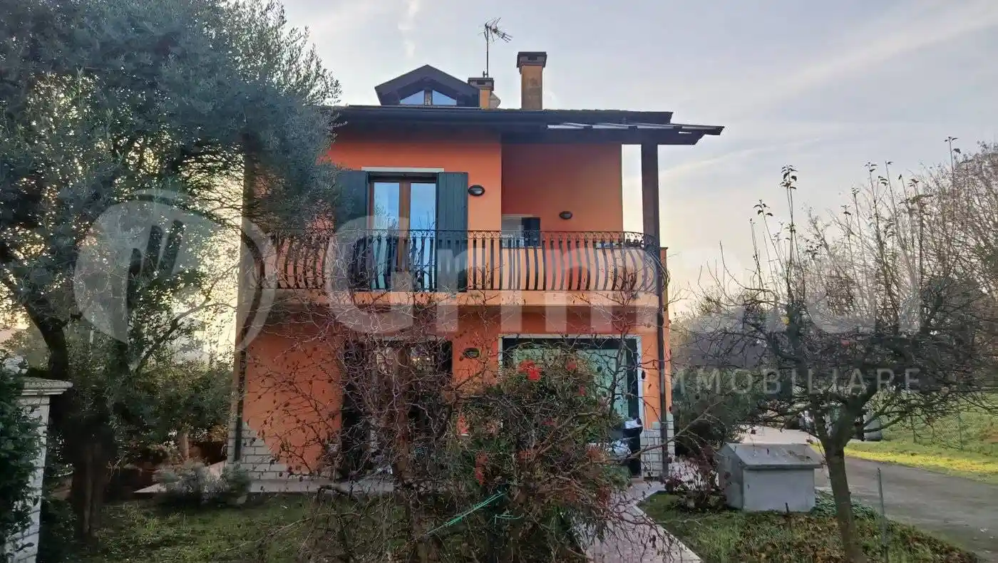 Casa indipendente in vendita a Padova