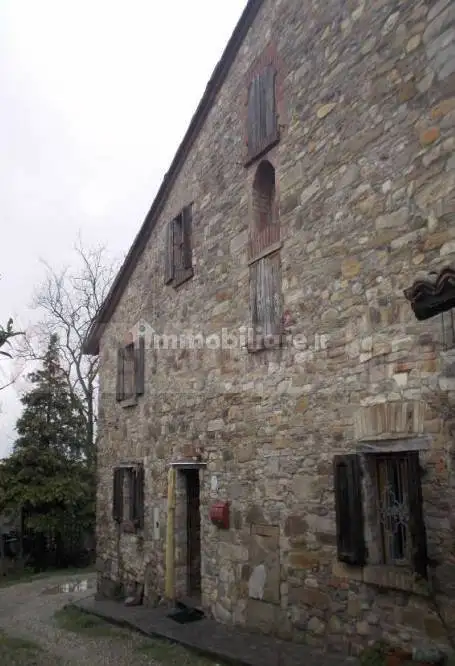 Casa indipendente in asta a Casasco
