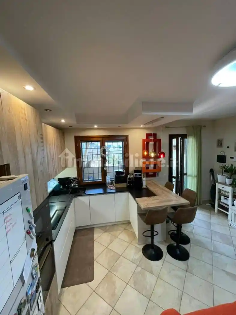 Villa a schiera via La Grazia, Centro, Artena - foto 2