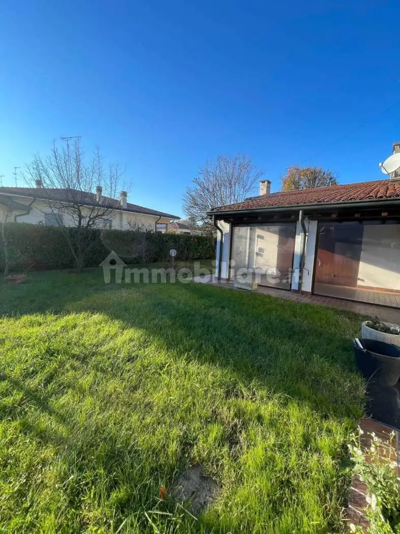 Villa unifamiliare via Caravaggio 22, Levata, Curtatone - foto 2