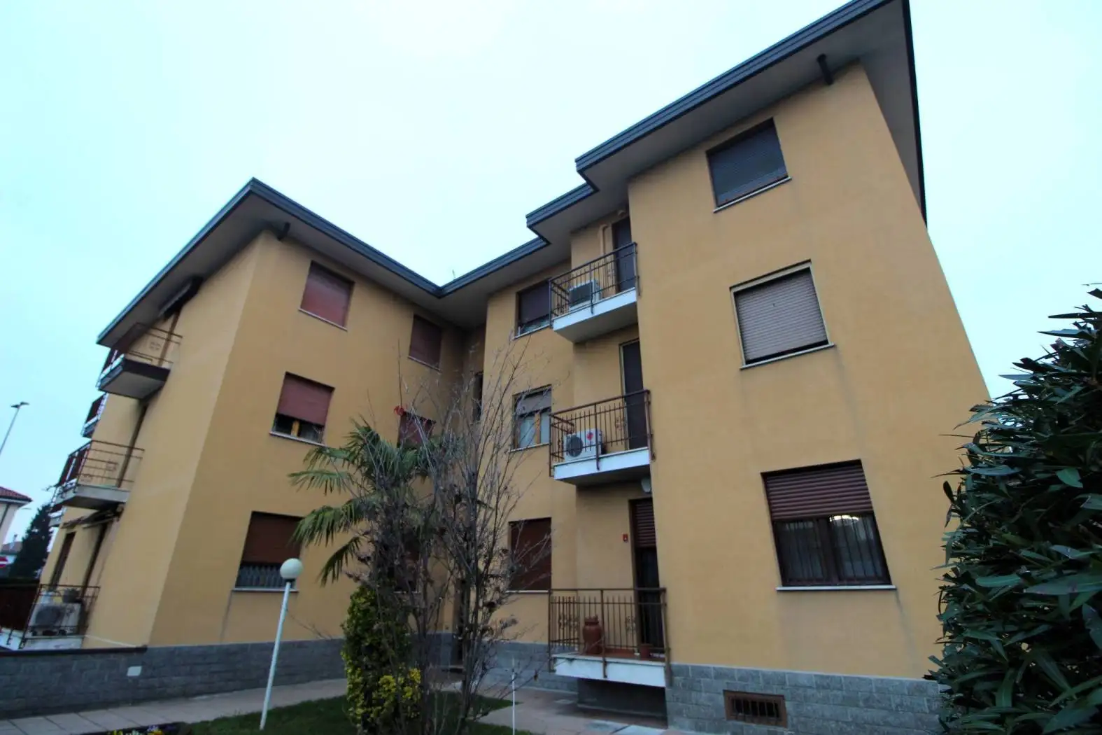 Trilocale via Fratelli Cervi 30, Bareggio - foto 2