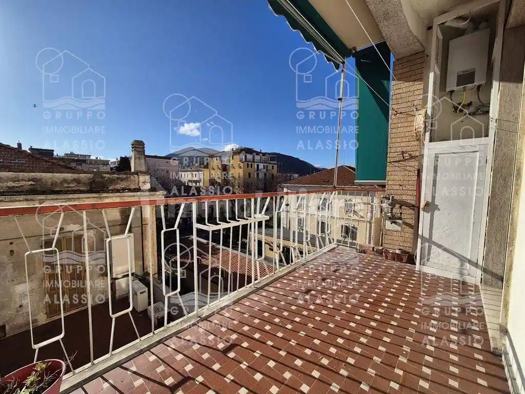 Appartamento via Vittorio Veneto, Centro, Albenga - foto 4