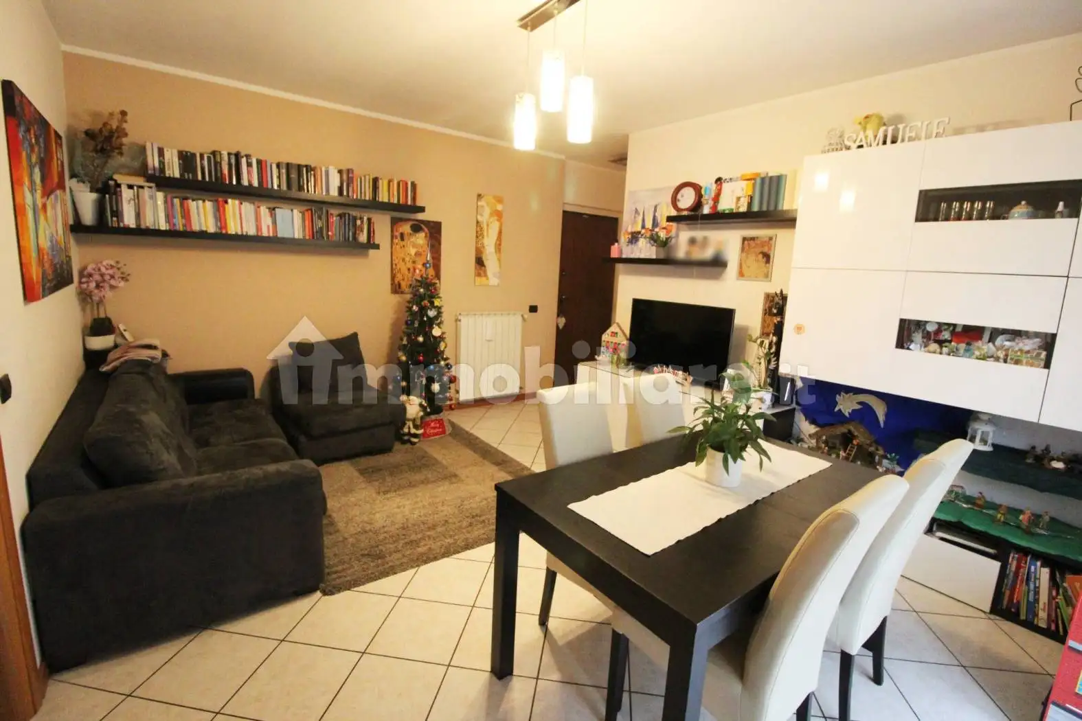 Appartamento in vendita a Gorla Minore