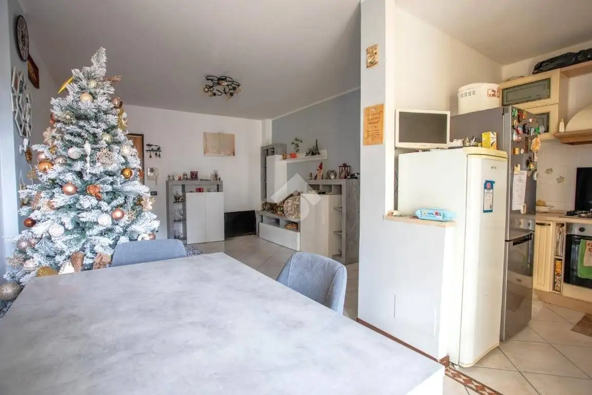 Quadrilocale via San Gregorio 30, Centro, Sassuolo - foto 3