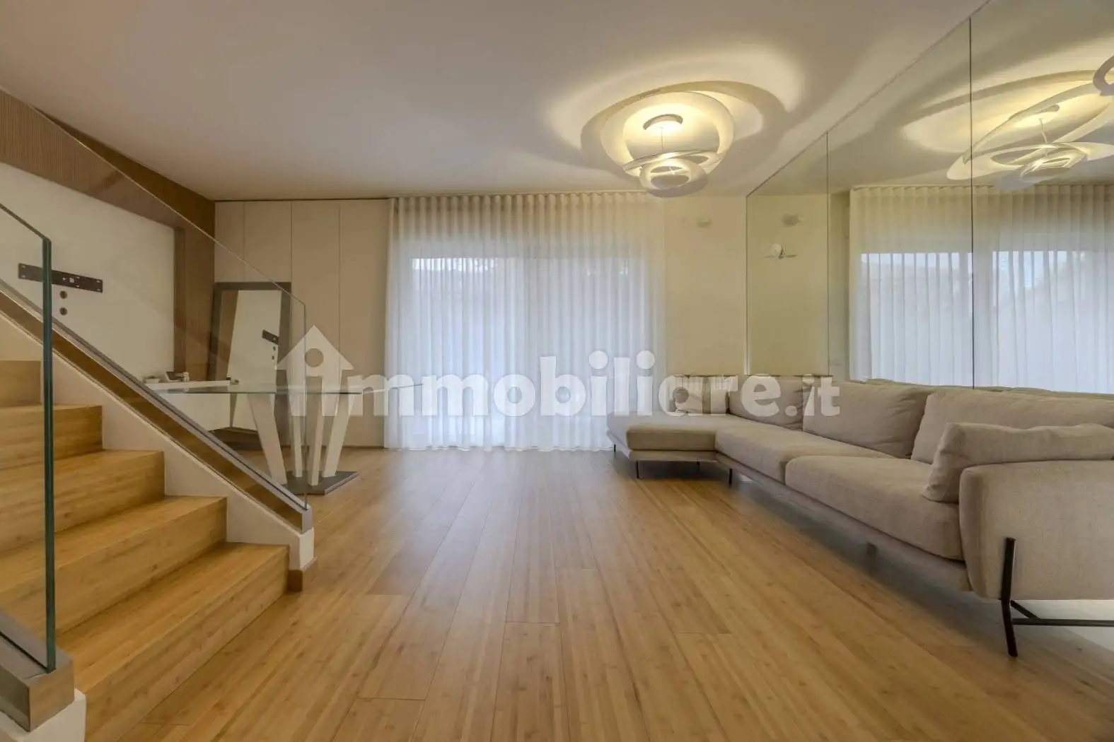 Villa unifamiliare via Giacomo Leopardi, 39, Centro, Arese - foto 4