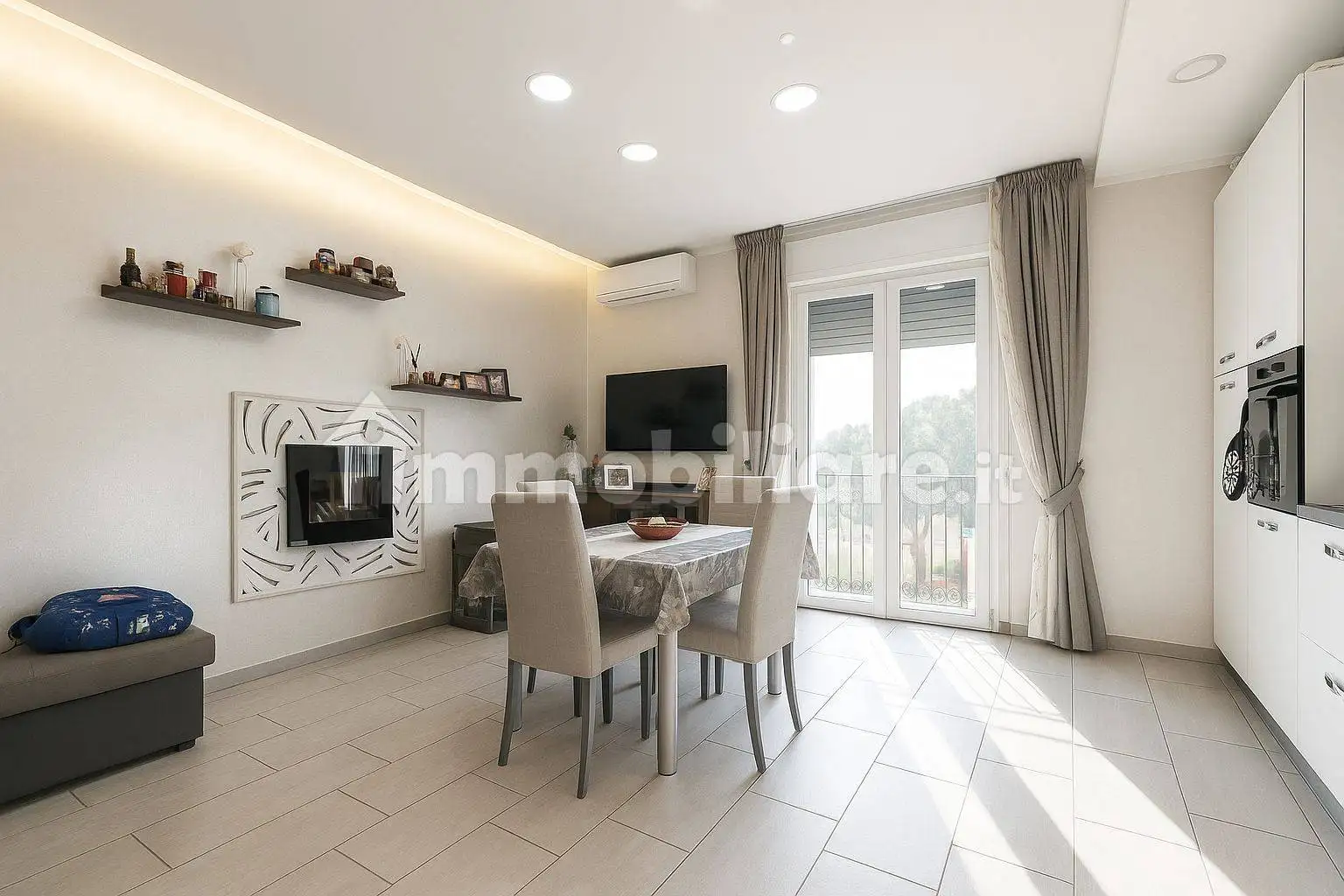 Appartamento in vendita a Napoli