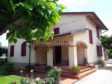 Villetta a schiera in asta a Sinalunga