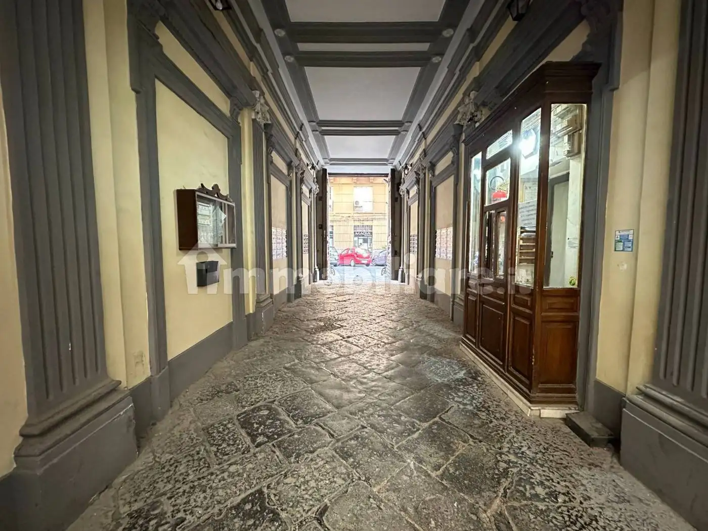 Trilocale via dei Cimbri 23, Tribunali, Napoli - foto 3