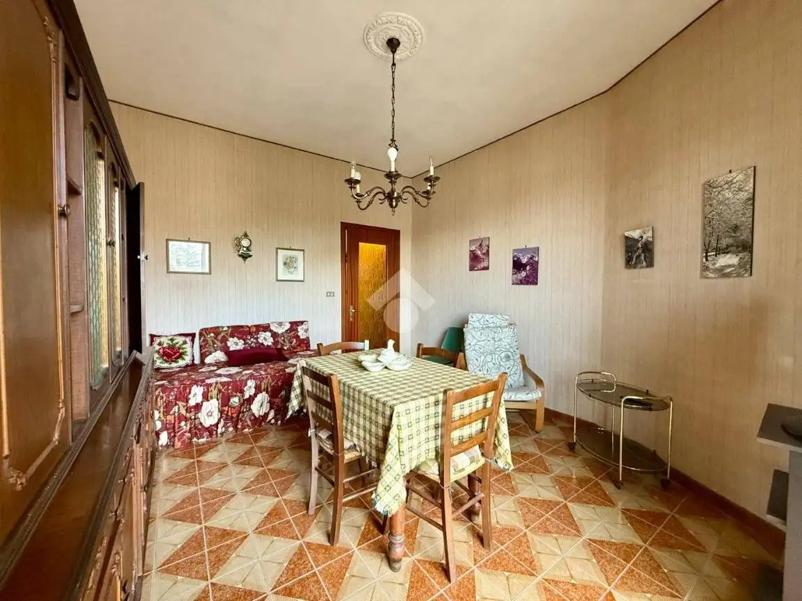 Trilocale via vittorio emanuele ii 83, Centro, Bricherasio - foto 2