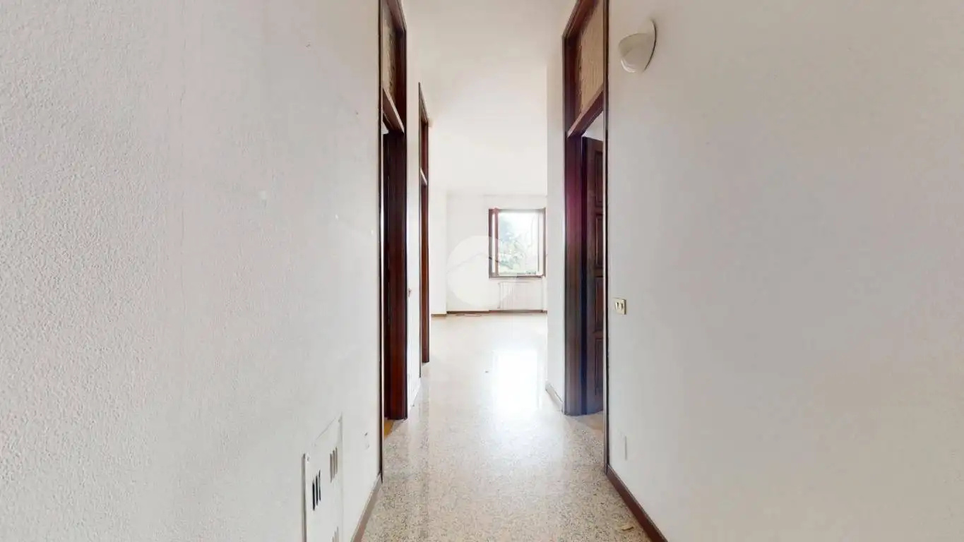 Villa unifamiliare via Resegone 25, Consonno - Bivio, Seregno - foto 4