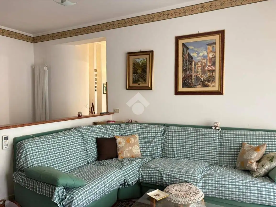 Appartamento via Autonomia Siciliana 22, Semicentro, Alcamo - foto 3