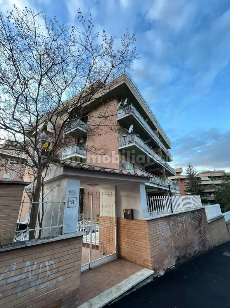 Appartamento in vendita a Roma