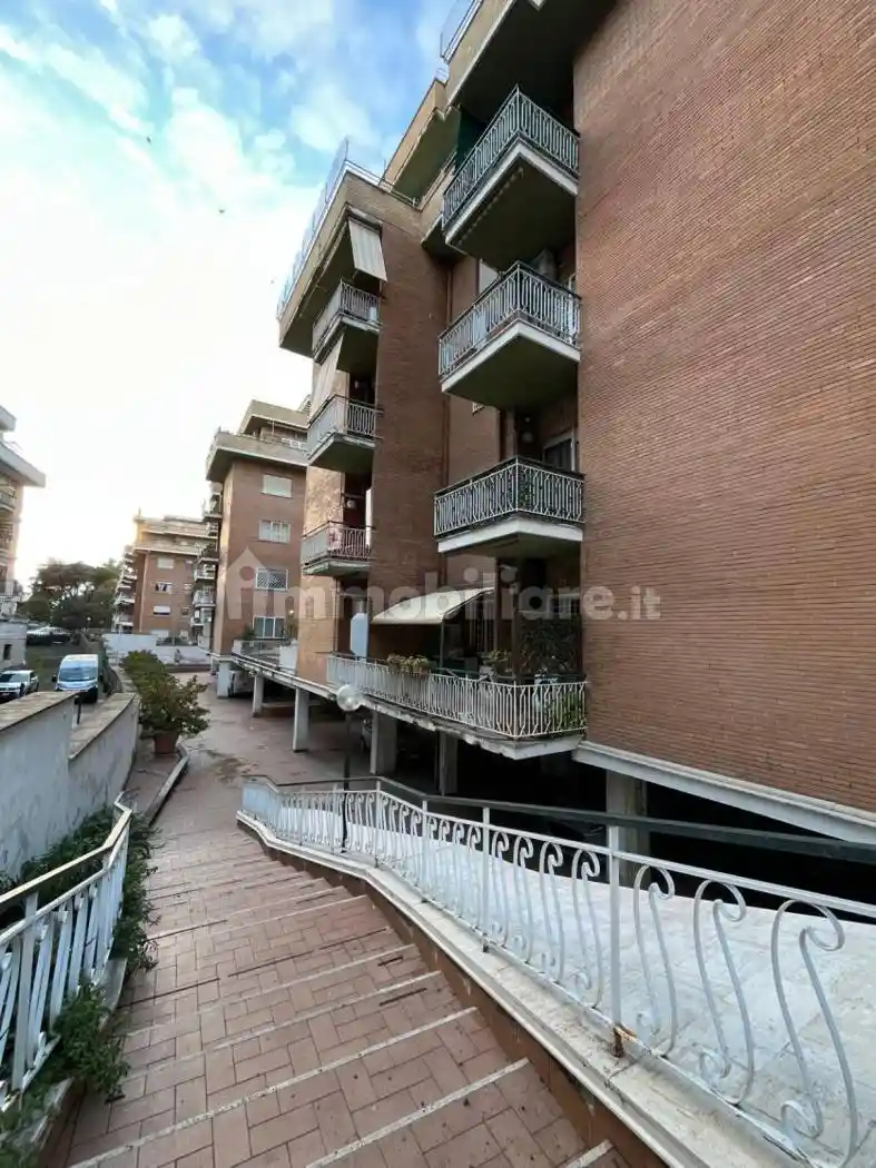 Trilocale via Vincenzo Tomassini, Torrevecchia, Roma - foto 2