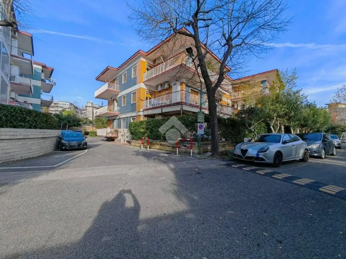 Trilocale via Miliscola 133, Arco Felice, Pozzuoli - foto 2