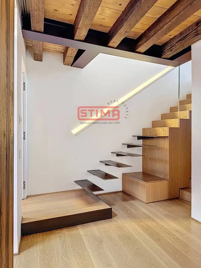 Appartamento ottimo stato, su più livelli, Piazza del Grano - Burchiellati, Treviso - foto 4