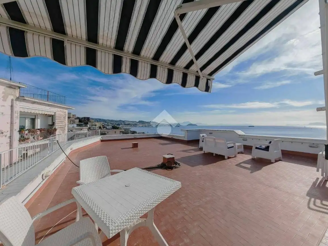 Quadrilocale via Tripergola, Lucrino, Pozzuoli - foto 2